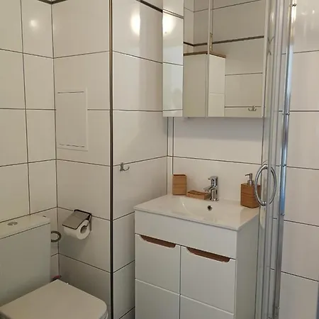 Daire Apartament U Moni *